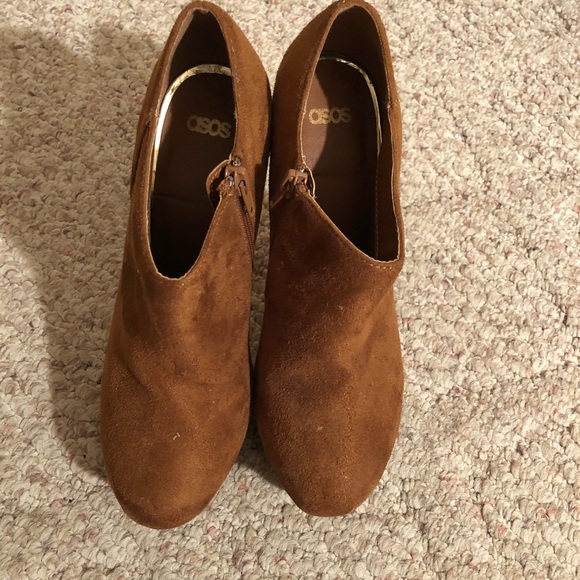 Booties - Picture 3 of 4